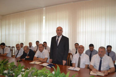 23 iyun Dövlət qulluqçularının peşə bayramıdır.