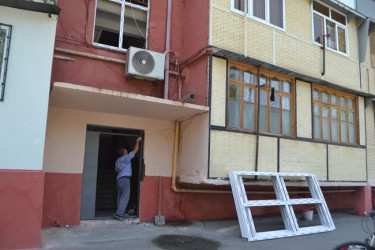 Mingəçevir şəhərində təmir işləri aparılan çoxmənzilli binalara ictimai  baxış keçirildi