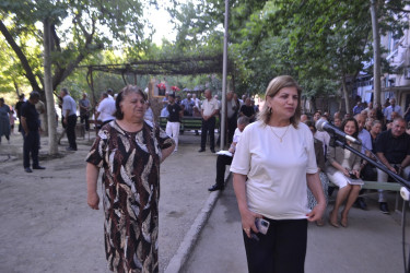 Mingəçevir şəhər İcra Hakimiyyətinin başçısı İlham İsmayılovun vətəndaşlarla növbəti səyyar görüşü Energetiklər yaşayış massivinun sakinləri ilə 17 iyun tarixində olub.