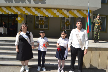 Məktəblərdə Son Zəng çalındı