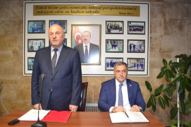 Mingəçevir şəhər İcra Hakimiyyətinin başçısı İlham İsmayılovun vətəndaşlarla növbəti səyyar görüşü dekabrın 18-də Mingəçevir Tibb Kollecində keçirilib.