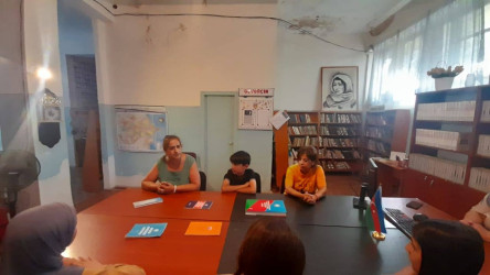 “Konstitusiya – demokratik prinsipləri özündə cəmləyən sənəddir” mövzusunda dəyirmi masa təşkil olunmuşdur.