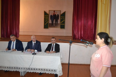 Mingəçevir şəhər İcra Hakimiyyətinin başçısı İlham İsmayılovun vətəndaşlarla növbəti səyyar görüşü sentyabr ayının 18-də  energetiklər yaşayış massivində, 8 nömrəli tam orta məktəbin akt zallnda keçirilib.