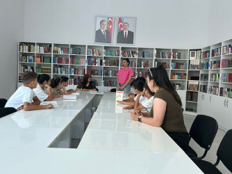 ”Ana dili hər bir xalqın milli kimliyidir”adlı dəyirmi masa təşkil olundu