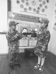 R.Mirabov adına 7 saylı tam orta məktəbdə  Aprel döyüşlərinə həsr olunmuş kompozisiya təşkil edilmişdir.