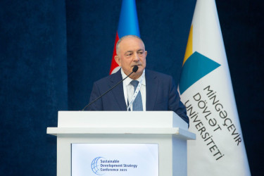 Mingəçevir Dövlət Universitetinin ev sahibliyi etdiyi “Davamlı İnkişaf Strategiyası: Qlobal trendlər, milli təcrübələr və yeni hədəflər” adlı III Beynəlxalq Konfrans öz işinə başlayıb: 20 ölkənin alim və tədqiqatçıları Mingəçevirdə