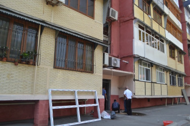 Mingəçevir şəhərində təmir işləri aparılan çoxmənzilli binalara ictimai  baxış keçirildi
