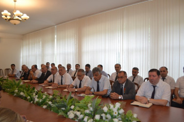 23 iyun Dövlət qulluqçularının peşə bayramıdır.