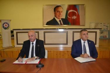 Mingəçevir şəhər İcra Hakimiyyətinin başçısı İlham İsmayılovun növbəti səyyar görüşü Nizami, N.Nərimanov, Xətai küçələrinin sakinləri ilə olub.