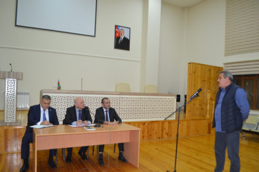 Mingəçevir şəhər İcra Hakimiyyətinin başçısı İlham İsmayılovun sakinlərlə növbəti səyyar görüşü oktyabr ayının 14-də 13 nömrəli tam orta məktəbin akt zalında keçirilib.