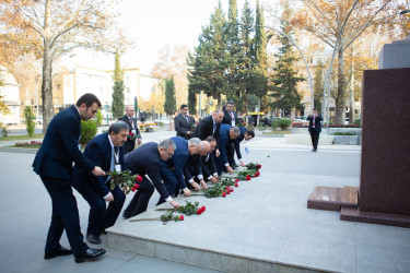 Mingəçevir Dövlət Universitetinin ev sahibliyi etdiyi “Davamlı İnkişaf Strategiyası: Qlobal trendlər, milli təcrübələr və yeni hədəflər” adlı III Beynəlxalq Konfrans öz işinə başlayıb: 20 ölkənin alim və tədqiqatçıları Mingəçevirdə