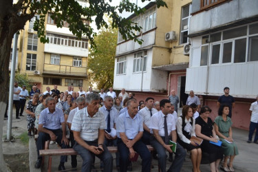 Mingəçevir şəhər İcra Hakimiyyəyinin başçısı İlham İsmayılovun vətəndaşlarla  növbəti səyyar görüşü sentyabrın 4-də sağ sahil yaşayış massivində, Təbriz küçəsindəki  11 saylı binanın qarşısında olub.