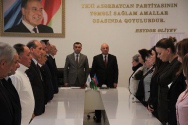 13 fevral 2026-cı il tarixdə YAP Mingəçevir şəhər təşkilatında  partiya fəalları ilə  şəhər təşkilatının təsis edilməsinin 33 illiyinə həsr edilmiş yığıncaq keçirildi.