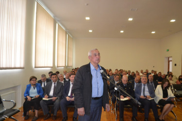 Mingəçevir şəhər İcra Hakimiyyətinin başçısı İlham İsmayılovun vətəndaşlarla növbəti səyyar görüşü may ayının 21-də  keçirildi.