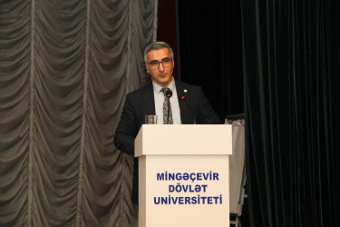 Mingəçevir Dövlət Universitetində Gənclər və İdman Nazirliyinin Dini Qrumlarla İş üzrə Dövlət Komitəsinin birgə təşkilatçılığa ilə “Müasir dövrdə gənclər arasında radikalizm və ekstremizm meylləri” mövzusunda maarifləndirici tədbir keçirilmişdir.