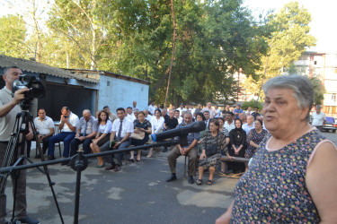 Avqustun 21-də Mingəçevir şəhər İcra Hakimiyyətinin başçısı İlham İsmayılovun sakinlərlə növbəti səyyar  görüşü  oldu