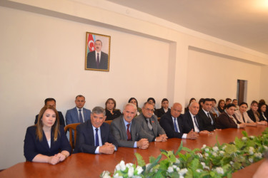 5 oktyabr Müəllim Günü münasibəti ilə Mingəçevir şəhər İcra Hakimiyyətinin başçısı İlham İsmayılovun təhsil işçiləri ilə görüşü