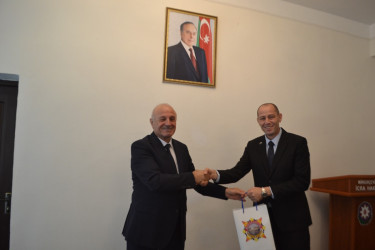 İsrailin Azərbaycandakı fövqəladə və səlahiyyətli səfiri Ronen Krausz Mingəçevirə səfəri çərçivəsində Mingəçevir şəhər İcra Hakimiyyətinin başçısı İlham İsmayılovla görüşüb