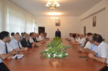 23 iyun Dövlət qulluqçularının peşə bayramıdır.