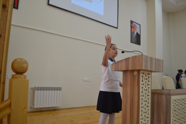 Mingəçevirdə təhsil işçilərinin Ümummilli lider Heydər Əliyevin anadan olmasının 102-ci ildönümü ilə əlaqədar “Heydər Əliyev və Qərbi Azərbaycan”mövzusunda elmi konfransı keçirilib.