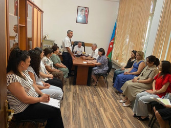 “Ümummilli lider Heydər Əliyev müstəqil Azərbaycan Konstitusiyanın müəllifidir.” adlı dəyirmi masa keçirildi.