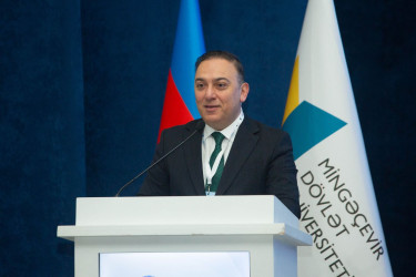 Mingəçevir Dövlət Universitetinin ev sahibliyi etdiyi “Davamlı İnkişaf Strategiyası: Qlobal trendlər, milli təcrübələr və yeni hədəflər” adlı III Beynəlxalq Konfrans öz işinə başlayıb: 20 ölkənin alim və tədqiqatçıları Mingəçevirdə