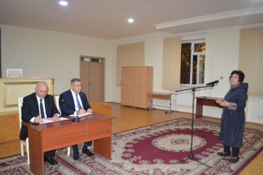 Mingəçevir şəhər İcra Hakimiyyətinin başçısı İlham İsmayılovun vətəndaşlarla növbəti səyyar görüşü noyabr ayının 6-da 10 nömrəli tam orta məktəbin akt zalında keçirilib.