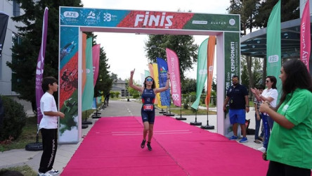 Mingəçevir şəhərində triatlon üzrə Azərbaycan çempionatı keçirilib