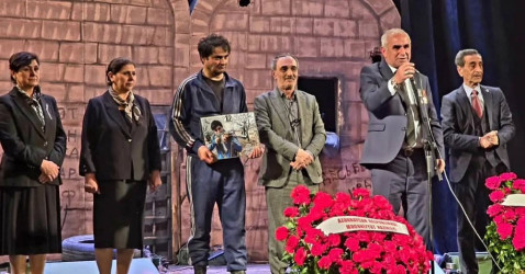 Azərbaycanın Milli Qəhrəmanı Natiq Qasımova həsr olunan “Ölməz” monotamaşası Mingəçevirdə təqdim edilib.