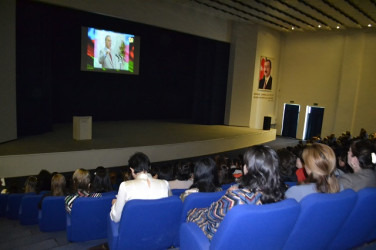 Ulu öndər Heydər Əliyevin anadan olmasının 100 illiyinə həsr olunmuş  “Azərbaycanın Dövlət Müstəqilliyi əbədidir, sarsılmazdır, dönməzdir” mövzusunda konfrans keçirilmişdir.