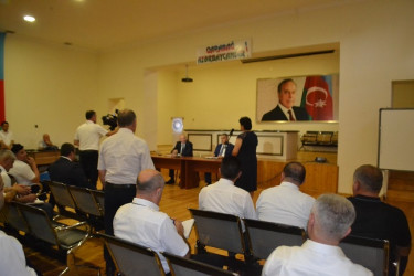 Mingəçevir şəhər İcra Hakimiyyətinin başçısı İlham İsmayılovun növbəti səyyar görüşü Nizami, N.Nərimanov, Xətai küçələrinin sakinləri ilə olub.