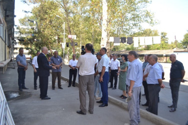 Mingəçevir şəhərində təmir işləri aparılan çoxmənzilli binalara ictimai  baxış keçirildi