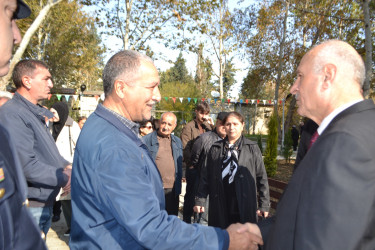 8 Noyabr Zəfər Günü münasibəti ilə Mingəçevirdə Azərbaycanın Milli Qəhrəmanı Natiq Qasımovun xatirəsinə yaradılmış parkın açılış mərasimi keçirilib.