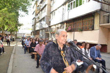 Mingəçevir şəhər İcra Hakimiyyətinin başçısı İlham İsmayılovun vətəndaşlarla növbəti səyyar görüşü may ayının 25-də keçirilib