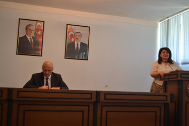Mingəçevir şəhər İcra Hakimiyyətinin başçısı İLHAM İSMAYILOV  şəhər ümumtəhsil məktəblərinin 2025-ci ildə  ali məktəblərə qəbul olunan tələbələri ilə görüşüb