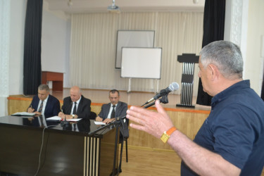 Mingəçevir şəhər İcra Hakimiyyətinin başçısı İlham İsmayılovun vətəndaşlarla növbəti səyyar görüşü iyun ayının 11-də keçirilib.