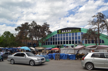Mingəçevirdə qanunsuz küçə ticarətinə qarşı reyd keçirilib.