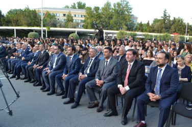 Mayın 10-da Mingəçevirdə, Heydər Əliyev meydanında Ümummilli Lider Heydər Əliyevin anadan olmasının 100-cü ildönümünə həsr olunmuş bayram konserti keçirilib.