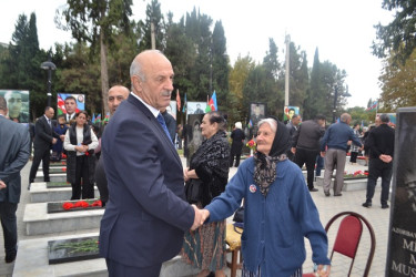 ANIM GÜNÜ mingəçevirlilər şəhidlərin məzarlarını ziyarət etdilər