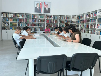 ”Ana dili hər bir xalqın milli kimliyidir”adlı dəyirmi masa təşkil olundu