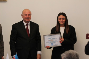 13 fevral 2026-cı il tarixdə YAP Mingəçevir şəhər təşkilatında  partiya fəalları ilə  şəhər təşkilatının təsis edilməsinin 33 illiyinə həsr edilmiş yığıncaq keçirildi.