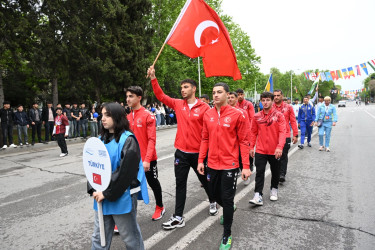 Ümummilli Lider Heydər Əliyevin 103-cü ildönümünə həsr olunan avarçəkmə və kanoe üzrə “Prezident Kuboku 2026” beynəlxalq reqatasının paradı təşkil edilib.