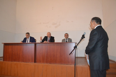 Mingəçevir şəhər İcra Hakimiyyətinin başçısı İlham İsmayılovun vətəndaşlarla növbəti səyyar görüşü aprel ayınin 16-da keçirildi.