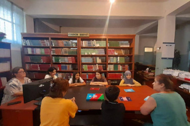 “Konstitusiya – demokratik prinsipləri özündə cəmləyən sənəddir” mövzusunda dəyirmi masa təşkil olunmuşdur.