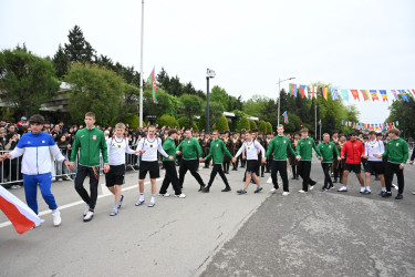 Ümummilli Lider Heydər Əliyevin 103-cü ildönümünə həsr olunan avarçəkmə və kanoe üzrə “Prezident Kuboku 2026” beynəlxalq reqatasının paradı təşkil edilib.