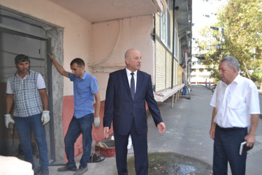 Mingəçevir şəhərində təmir işləri aparılan çoxmənzilli binalara ictimai  baxış keçirildi
