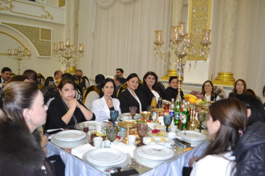 Dekabrın 12-də Ulu Öndər Heydər Əliyevin Anım Günü münasibəti ilə Mingəçevir şəhər İcra Hakimiyyətinin təşikatçılığı ilə ehsan verilib.