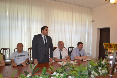 Təhsil və idman sahəsində uğur qazanan gənclərlə görüş