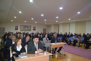 Mingəçevir şəhər İcra Hakimiyyətinin başçısı İlham İsmayılovun vətəndaşlarla növbəti səyyar görüşü noyabr ayının 6-da 10 nömrəli tam orta məktəbin akt zalında keçirilib.