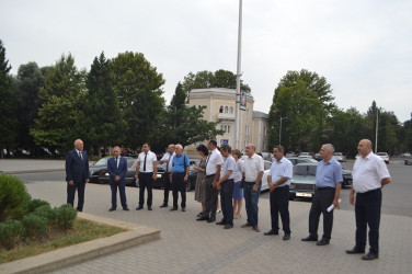 Yeni yaradılan xiyabana baxış keçirildi